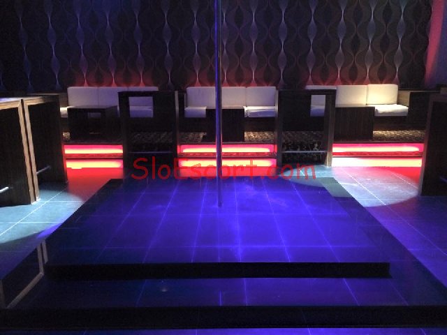noční čas hotel escort sex noční čas hotel escort sex